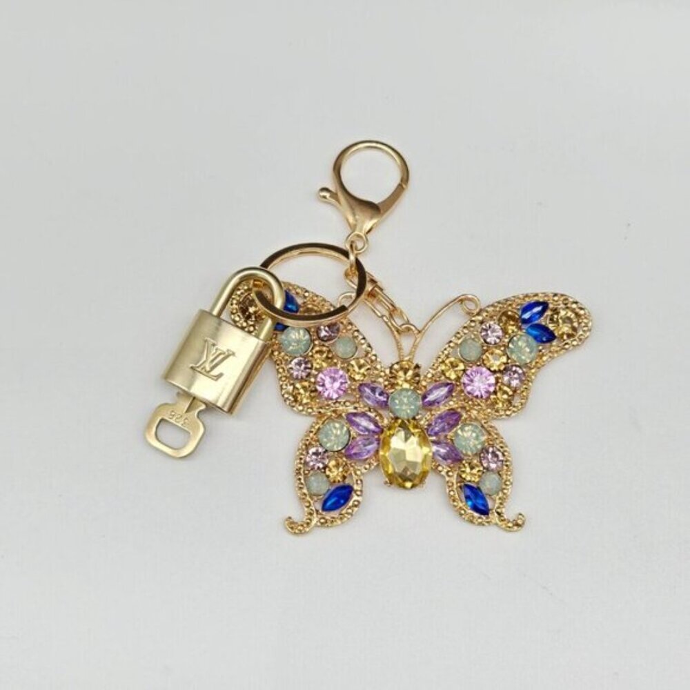 LV Gold Padlock & Key 🔒 Authentic Louis Vuitton Bag Unbranded Butterfly Charm - Picture 7 of 9